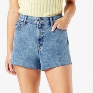 NWT Light Wash Denim High-Rise Blue Jean Shorts